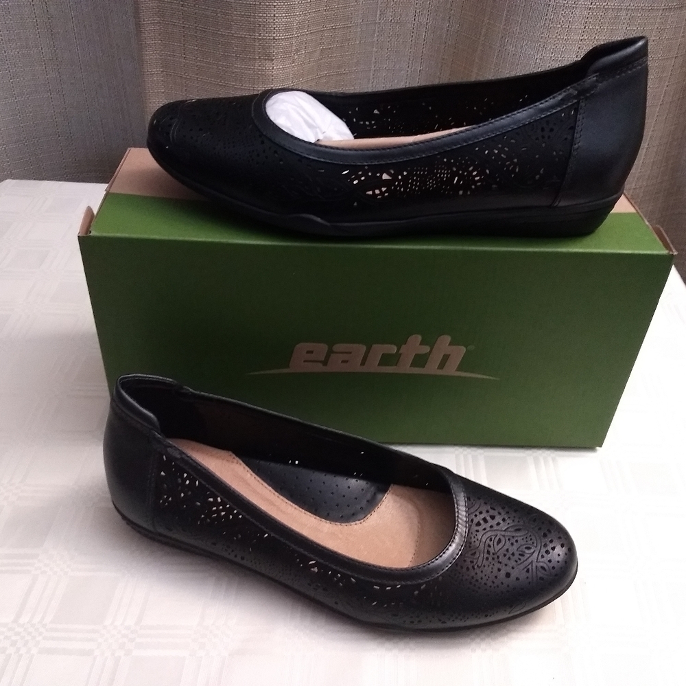 Women's shoes